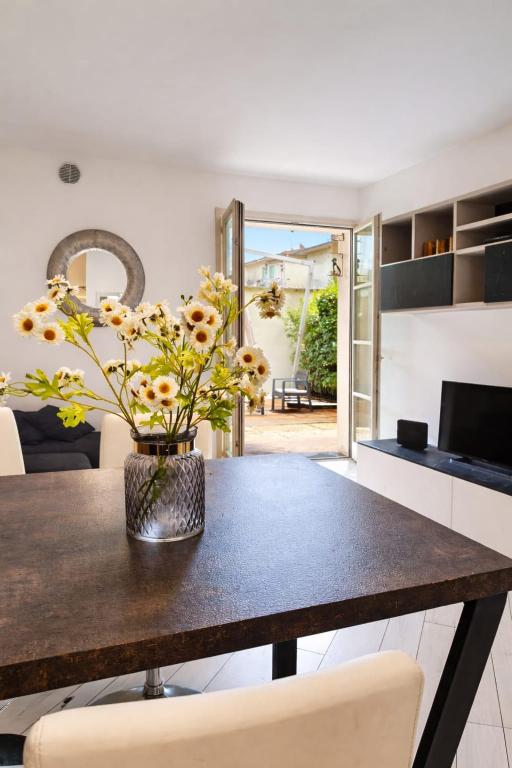 Baluardo25 Casa vacanze con giardino a due passi dalle Mura – Lucca